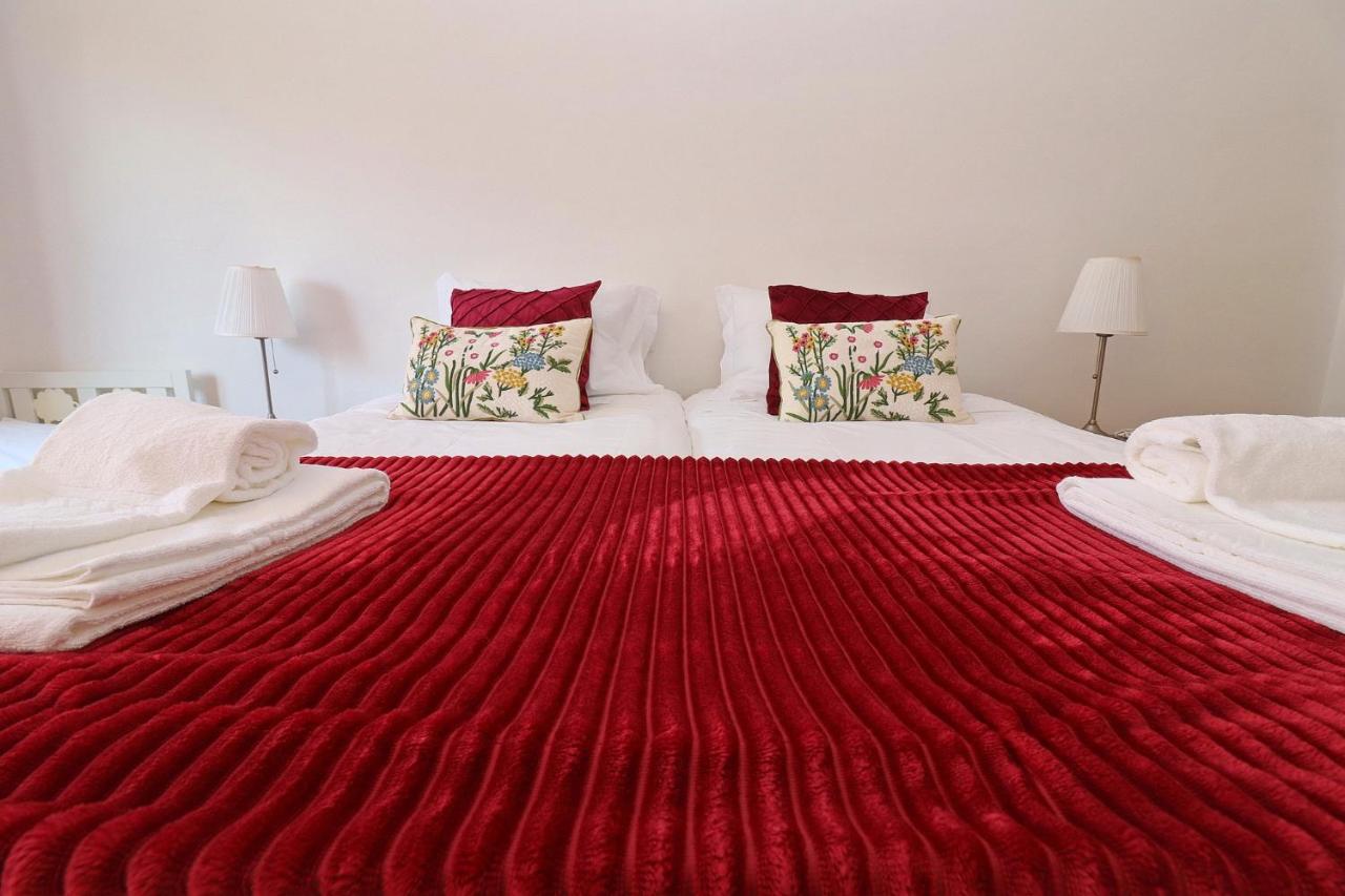 Baia Residence I - Beach And Rest Сан-Мартинью-ду-Порту Экстерьер фото
